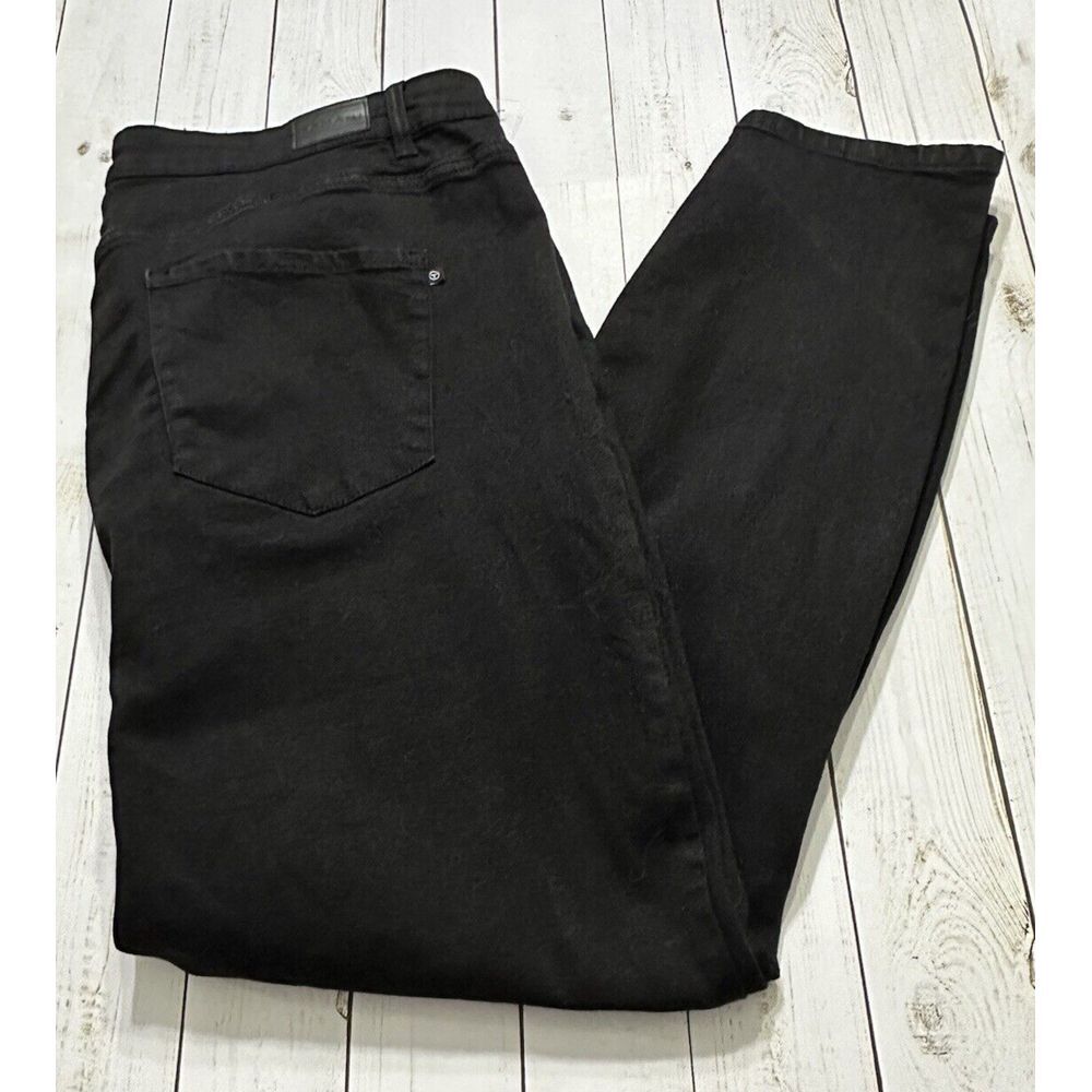 Tahari Chloe Tummy Tuck Slimming Fit Solution Skinny Jeans 22W Black‎